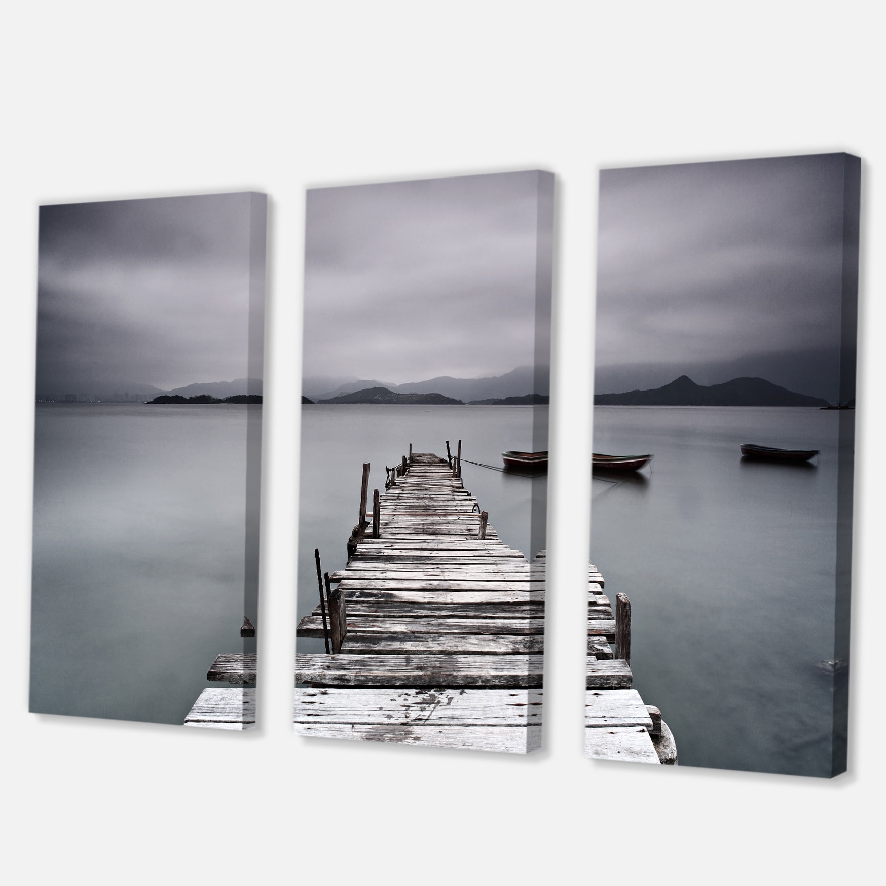 Designart 'Pier and Boats at Seashore ' Bridge Canvas Art Print