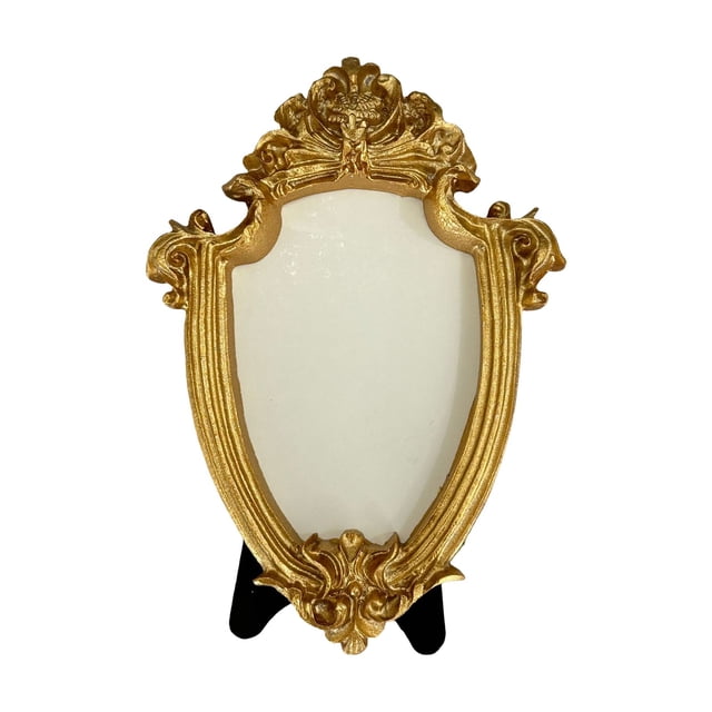 European Style Resin Photo Frame with Embossed Design 10Cm Height Antique Tabletop Or Wall Decor for Photos & Display Desktop Ornament Decortabletop Decoration,Desk Accessory,Resin Ornament,Ceramic O