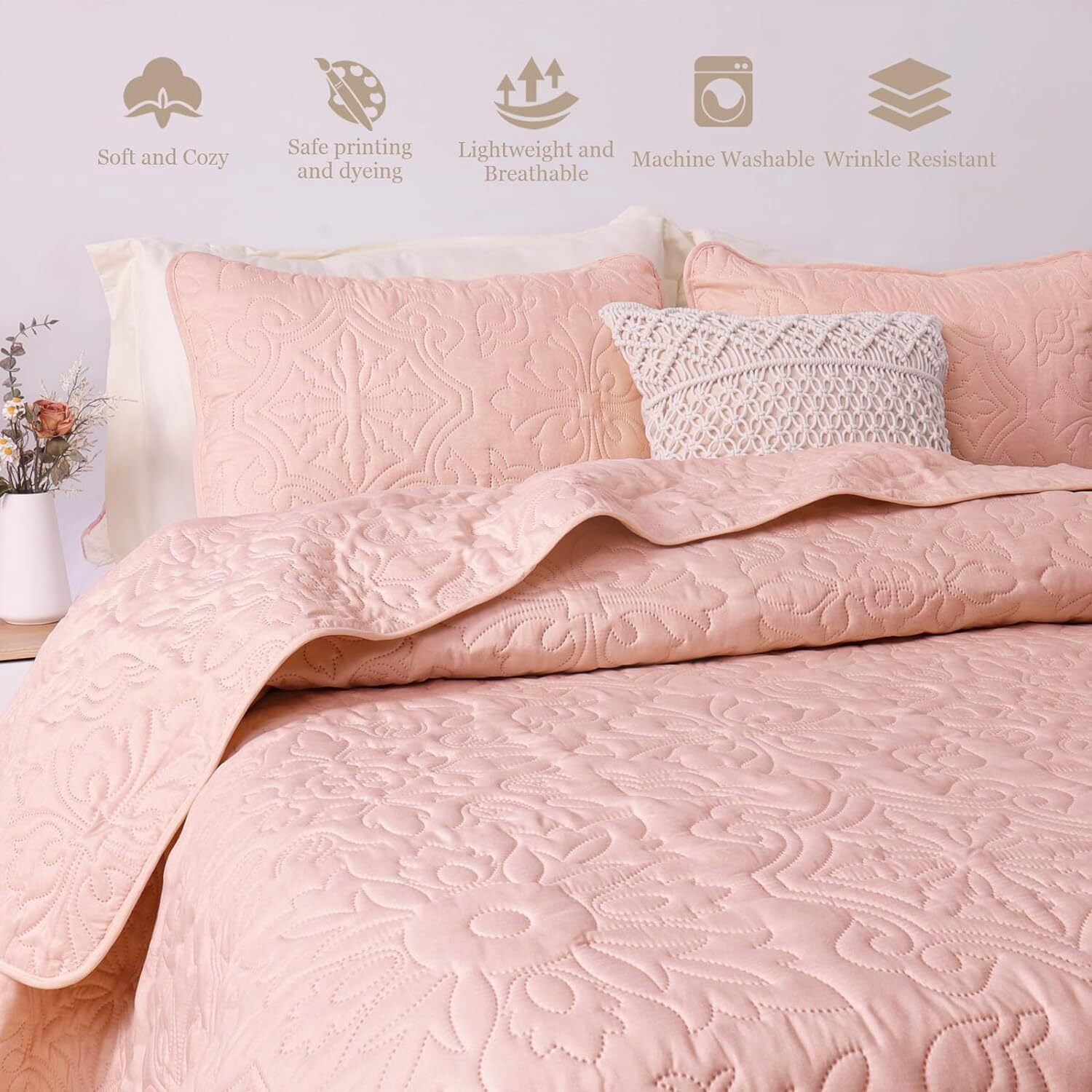 Whale Flotilla 3-Piece Queen Quilt Set, Soft Embossed Bedding Set, Lightweight Bedspread Coverlet with Damask Vintage Pattern, Reversible Bed Cover for All Seasons, BlushPink
