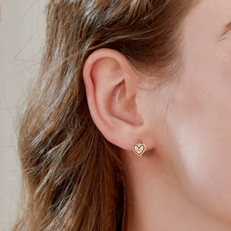 Tiny store dainty earrings