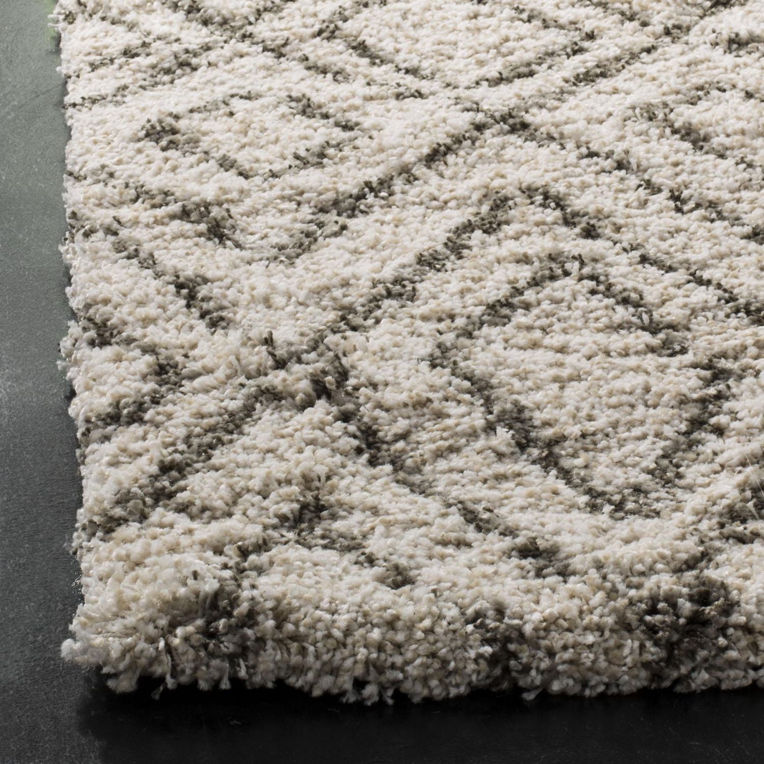 SAFAVIEH Hudson Augustine Geometric Shag Area Rug