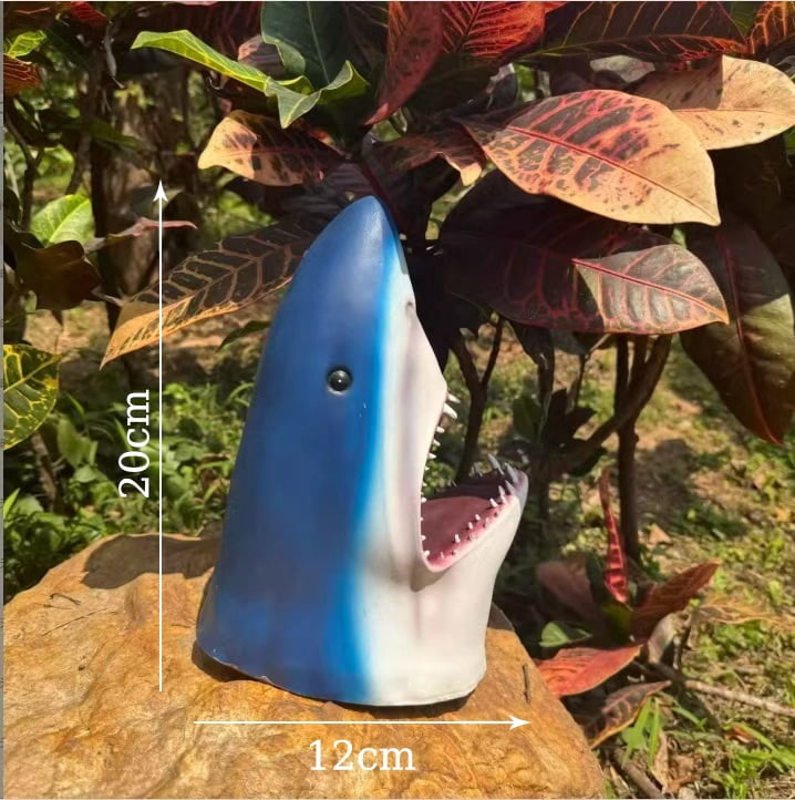 Great White Shark Garden Statue, Weather-Resistant Resin Shark Decor for Yard & Garden, 3D Land Shark Sculpture for Swimming Pool Area & Outdoor Art