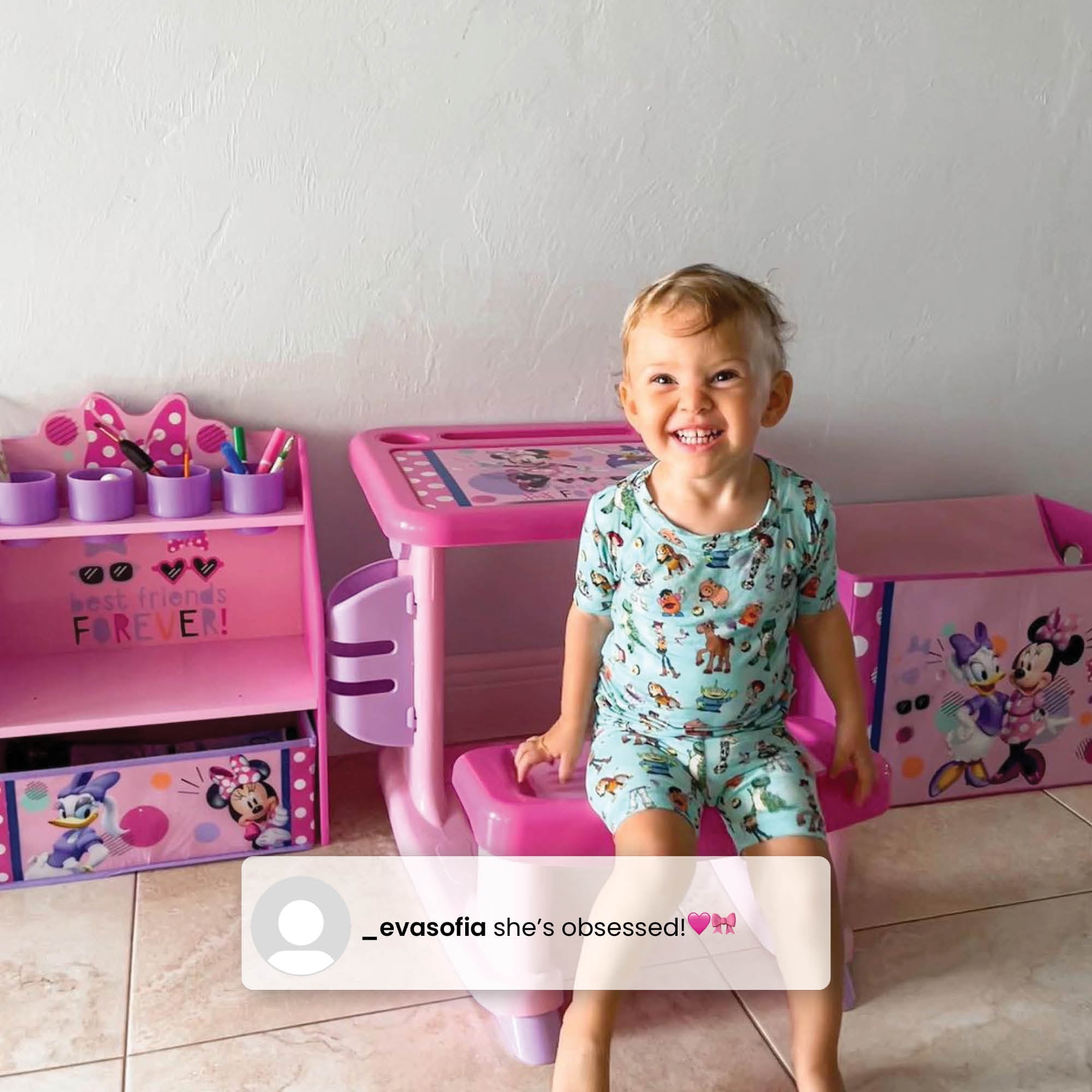 Minnie Mouse 3-Piece Art & Play Toddler Room-in-a-Box by Delta Children – Includes Draw & Play Desk, Art & Storage Station & Fabric Toy Box, Pink