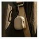 thumbnail image 4 of Funda Para Airpods 4ª Generación Native Union blanco, 4 of 5