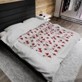 thumbnail image 4 of Couverture en Peluche Velours Cœurs de la Saint-Valentin, 4 of 8