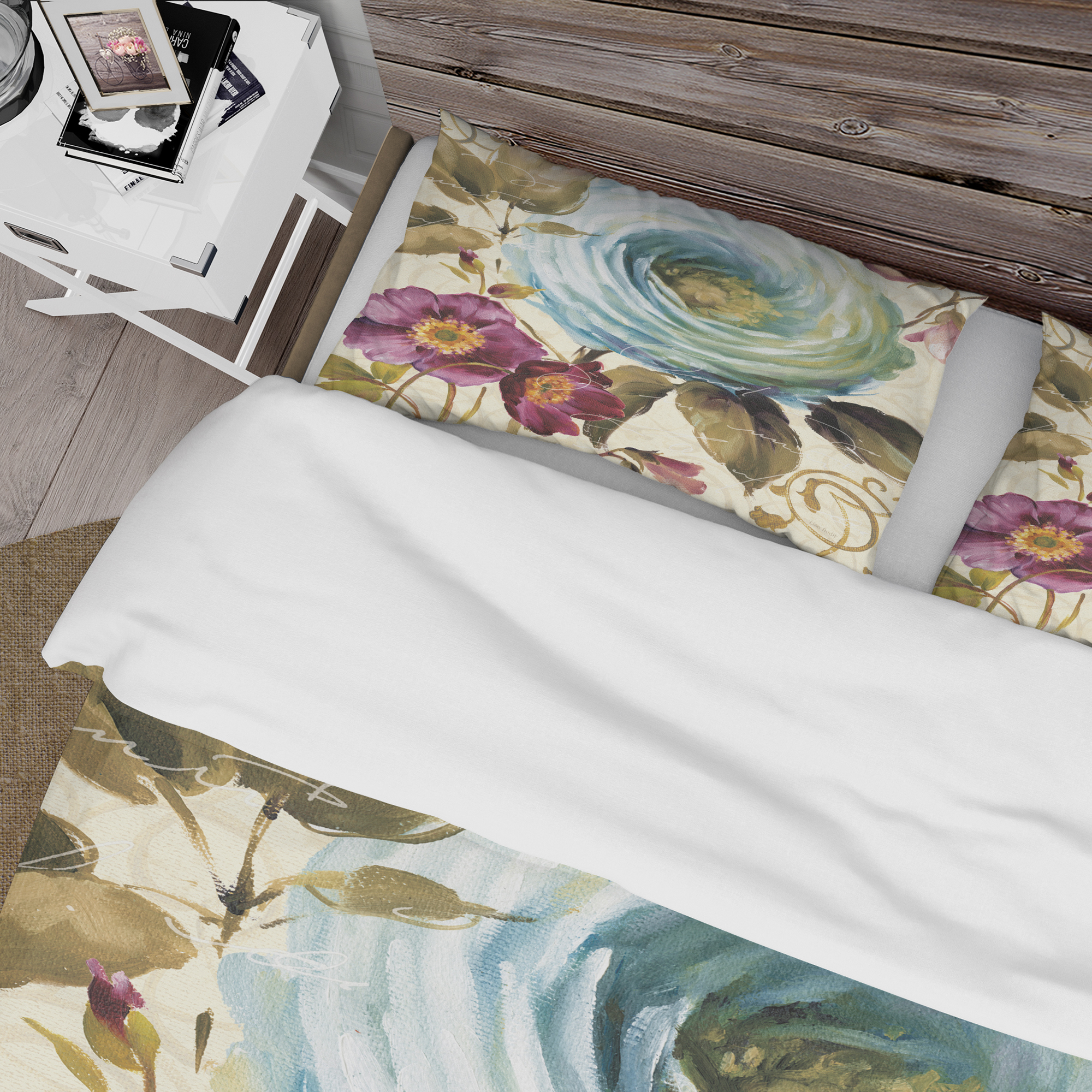 Designart 'Victorias Cream Flower' Cottage Duvet Cover Set