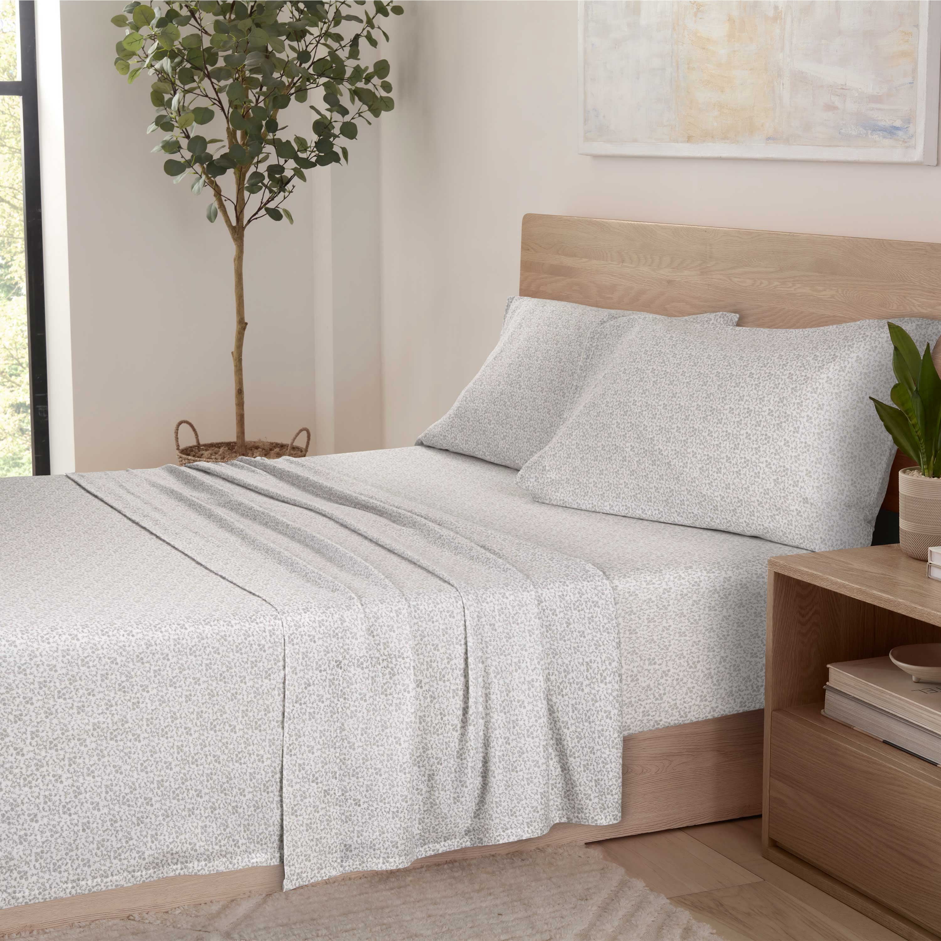 Vellux Lilo Jersey Full Sheet Set, Soft & Easy Care Cotton Blend, Floral Print, Gray
