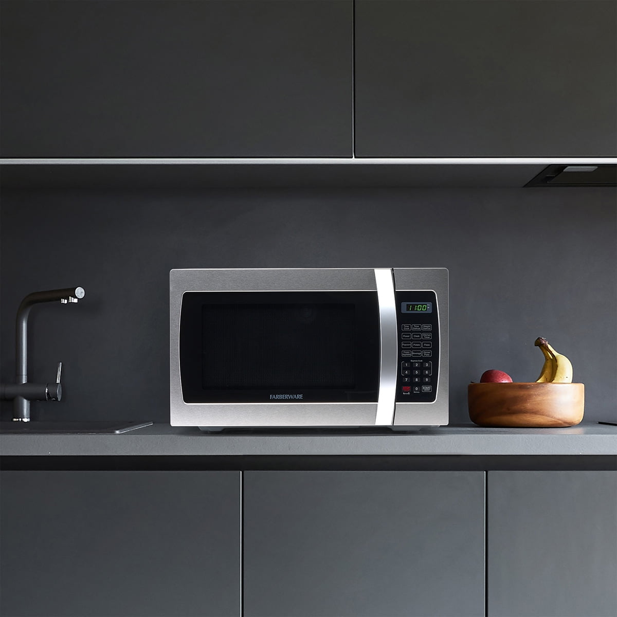 Farberware 1.3 cu ft Microwave Oven, 1100W Compact Microwave Oven with Smart Sensor, Stainless Steel