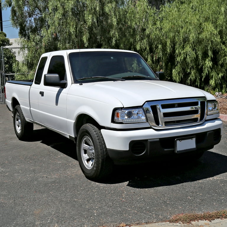 Spec-D Tuning LED Light Bar Chrome Housing Clear Lens Projector Headlights  w/LED Signal Compatible with 2001-2011 Ford Ranger Left + Right Pair