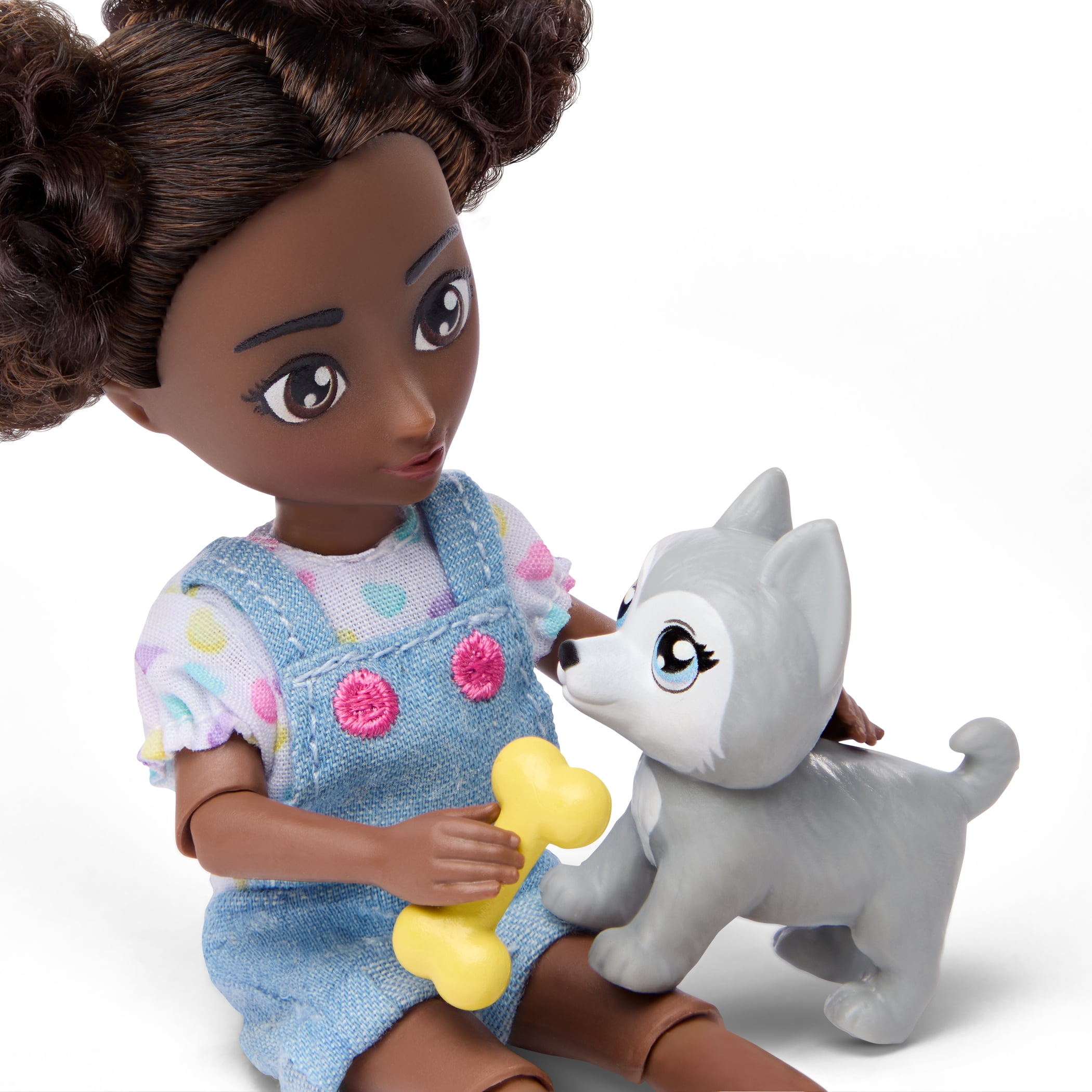 Hey Bestie Isa & Evie 18 Piece Set of 2 (5.5-inch) Mini Dolls with Toy Dogs & Pet Accessories, Kids Ages 3 & Up
