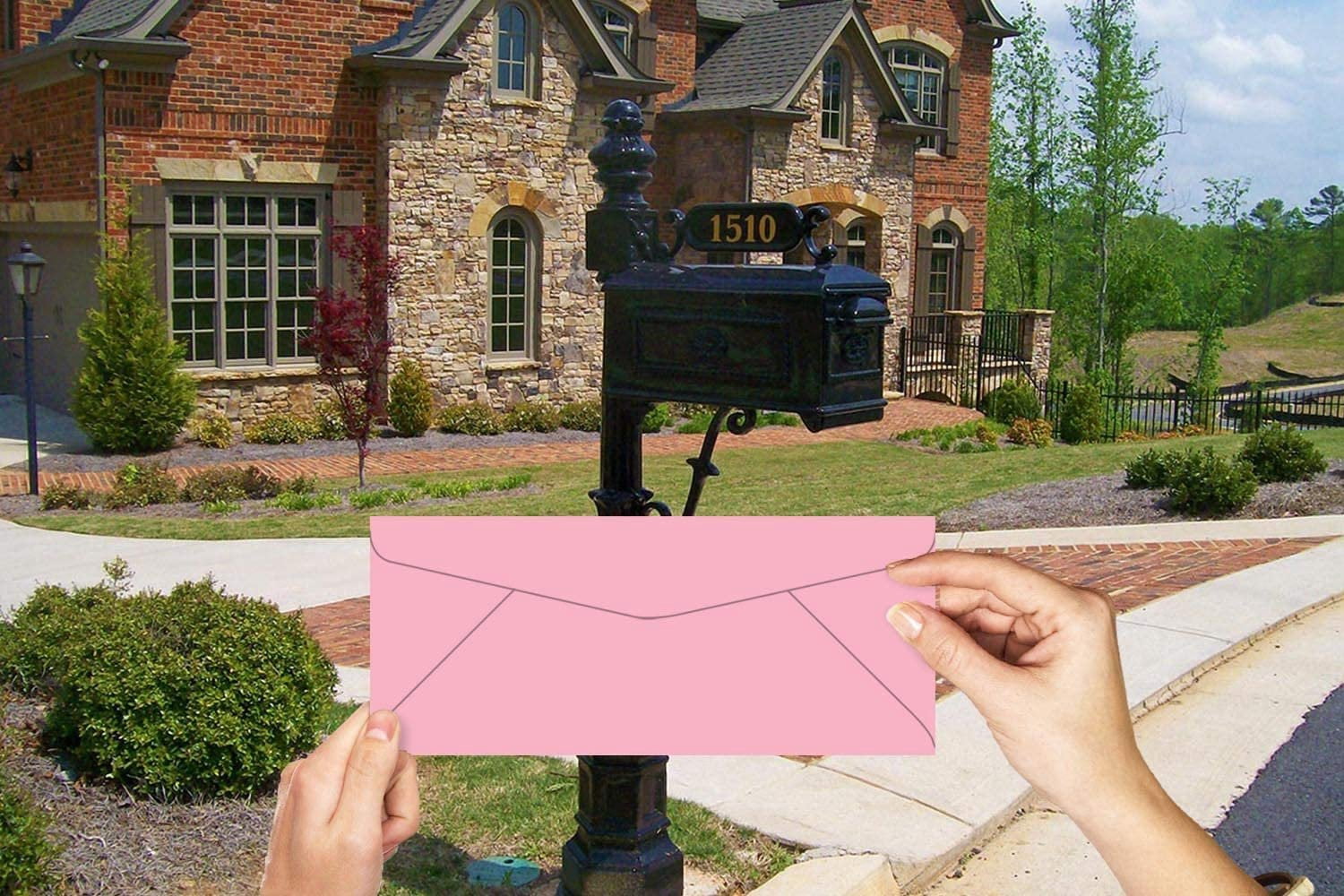 Pink Pastel #10 Business Envelopes | Standard Colored Mailers for Holidays, Invoices, Bills, Letters, Office Mailings | 4 1/8 x 9 1/2 inches | 500 per Pack