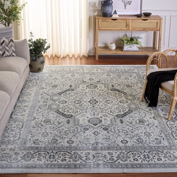 Safavieh Isabella Zander Oriental Area Rug, Light Gray/Cream, 6'7" x 9'