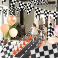 thumbnail image 4 of Set Party Supplies Windspeed Race Car, 38 unidades, bandera a cuadros, 4 of 7