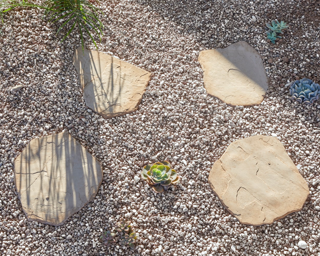 American Countryside All-Purpose Stone, Drainage Rock, 0.5 Cu. ft., Gray