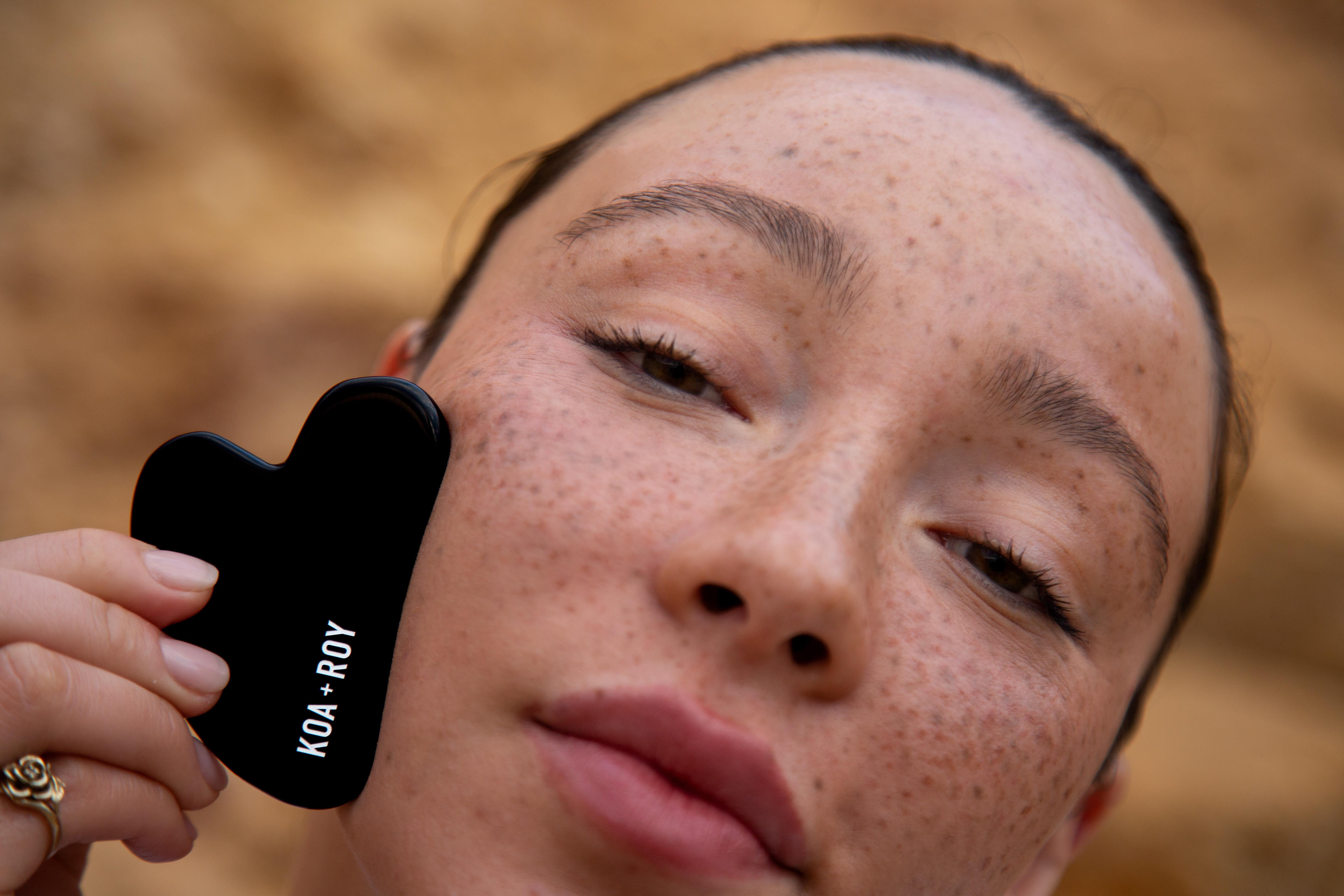 KOA+ROY Black Obsidian Face Gua Sha for face lift Massage