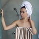thumbnail image 5 of Toalla de Baño de Terciopelo para Adultos | Toalla de Forro Polar Extragruesa y Súper Absorbente para Secar El Cabello y El Cuerpo | Tejido Suave y Delicado con Un Elegante Estampado de Rayas | Perfe, 5 of 5