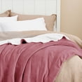 thumbnail image 4 of Manta Bedsure GentleSoft de forro polar sherpa, 130 x 150 cm, 4 of 8