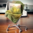 thumbnail image 3 of DESIGN ART Designart 'Dandelion Blooming Flower in Field' Floral Throw Blanket, 3 of 5
