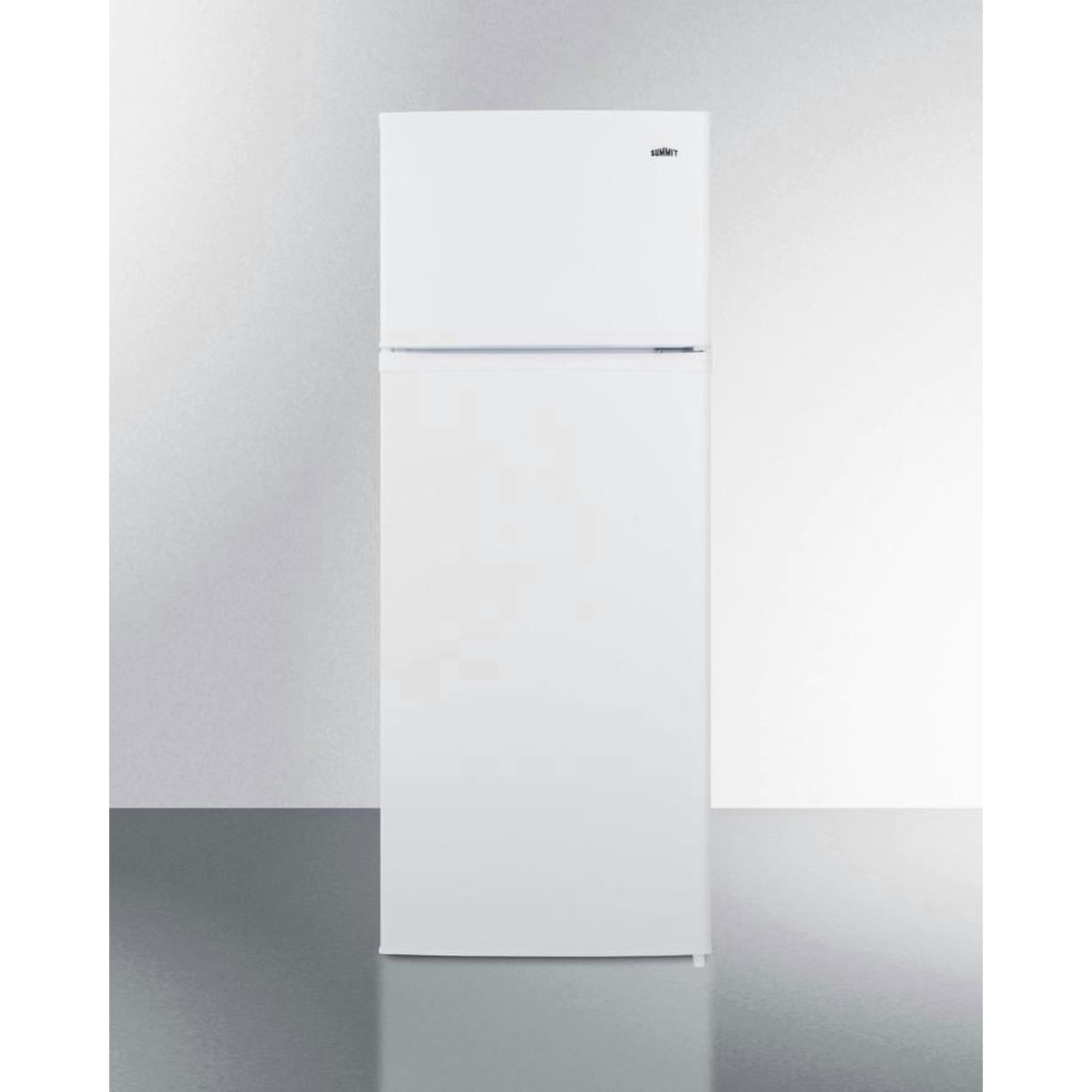 Summit Cp962 22 Inches Wide 7.1 Cu. Ft. Free Standing Refrigerator - White