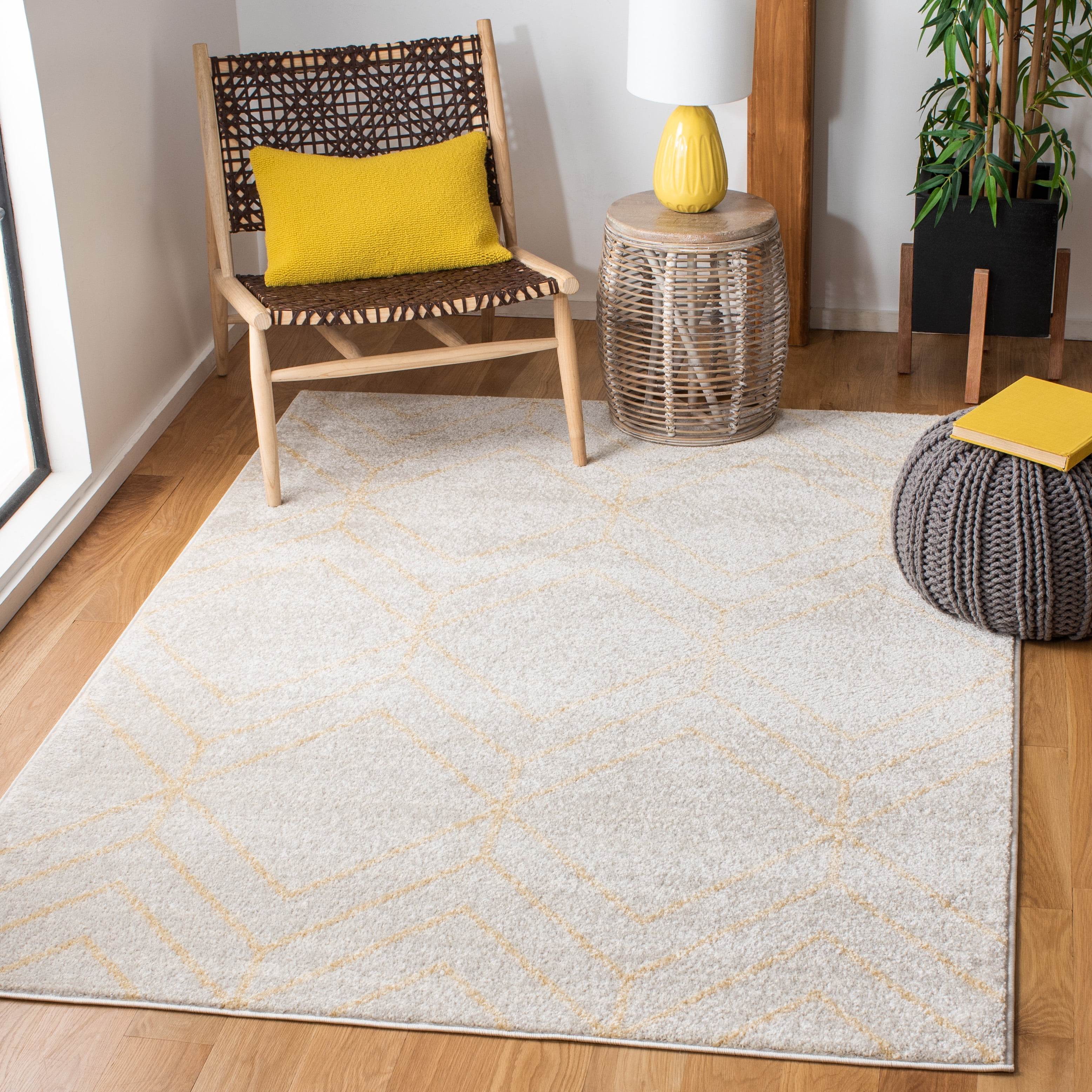 SAFAVIEH Adirondack Caitriona Geometric Squares Area Rug, Ivory/Gold, 4' x 6'