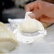 thumbnail image 4 of Herramienta de prensado de piel de bola de masa | Prensador de masa de plástico de grado alimenticio para envoltura de albóndigas | Mango compacto y antideslizante | Fácil de usar para la cocina en, 4 of 6