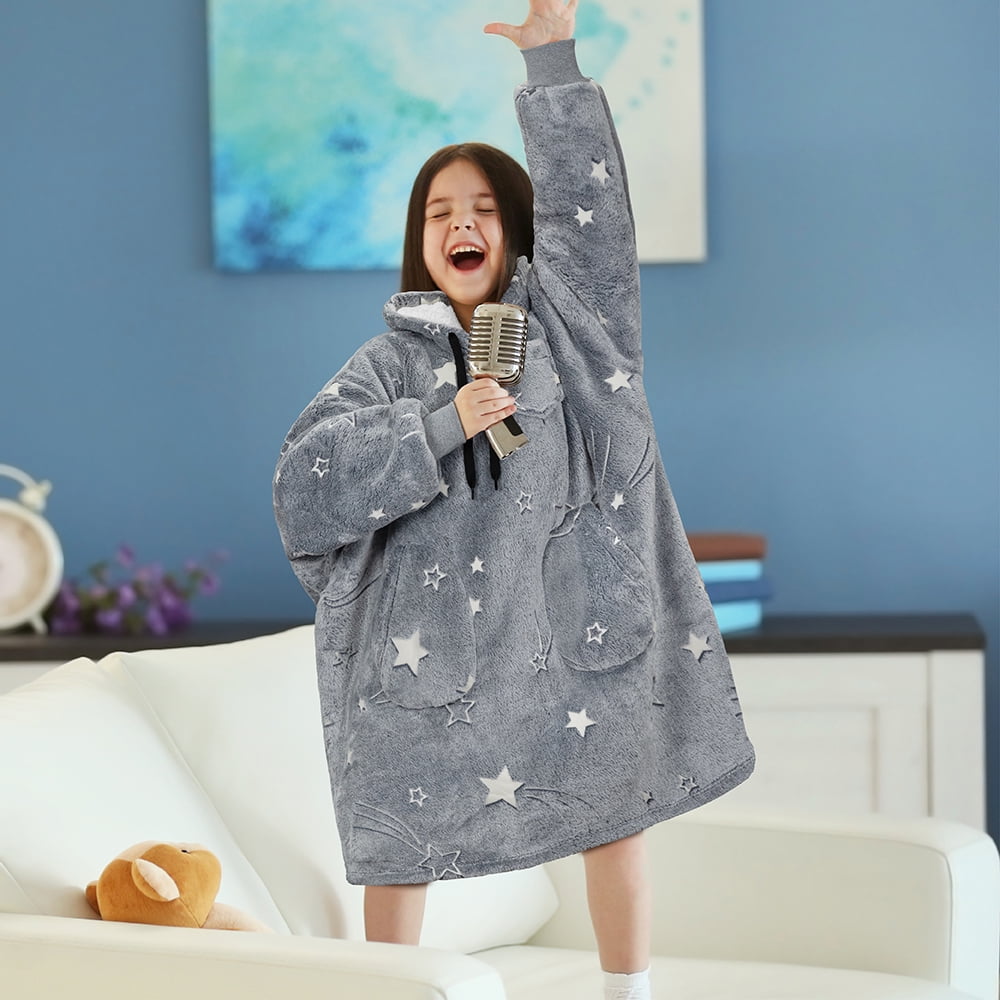 PAVILIA Wearable Blanket Sweatshirt for Kids Boy Girl, Warm Cozy Giant Hoodie with Two Pockets and Long Sleeves, Fleece Sherpa Oversized Hooded Blanket Pullover Gift for Teens Youths, Glow Star Gray