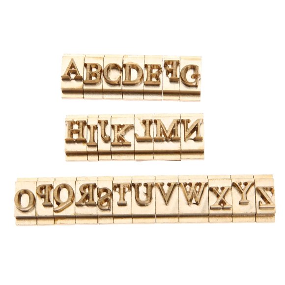 26 Pcs/Ensemble Lettres Majuscules Moules à Tampon en Laiton Doré Outil de Craving A-Z Presse en Fer Cuir/bois/gâteau, Facile à Utiliser
