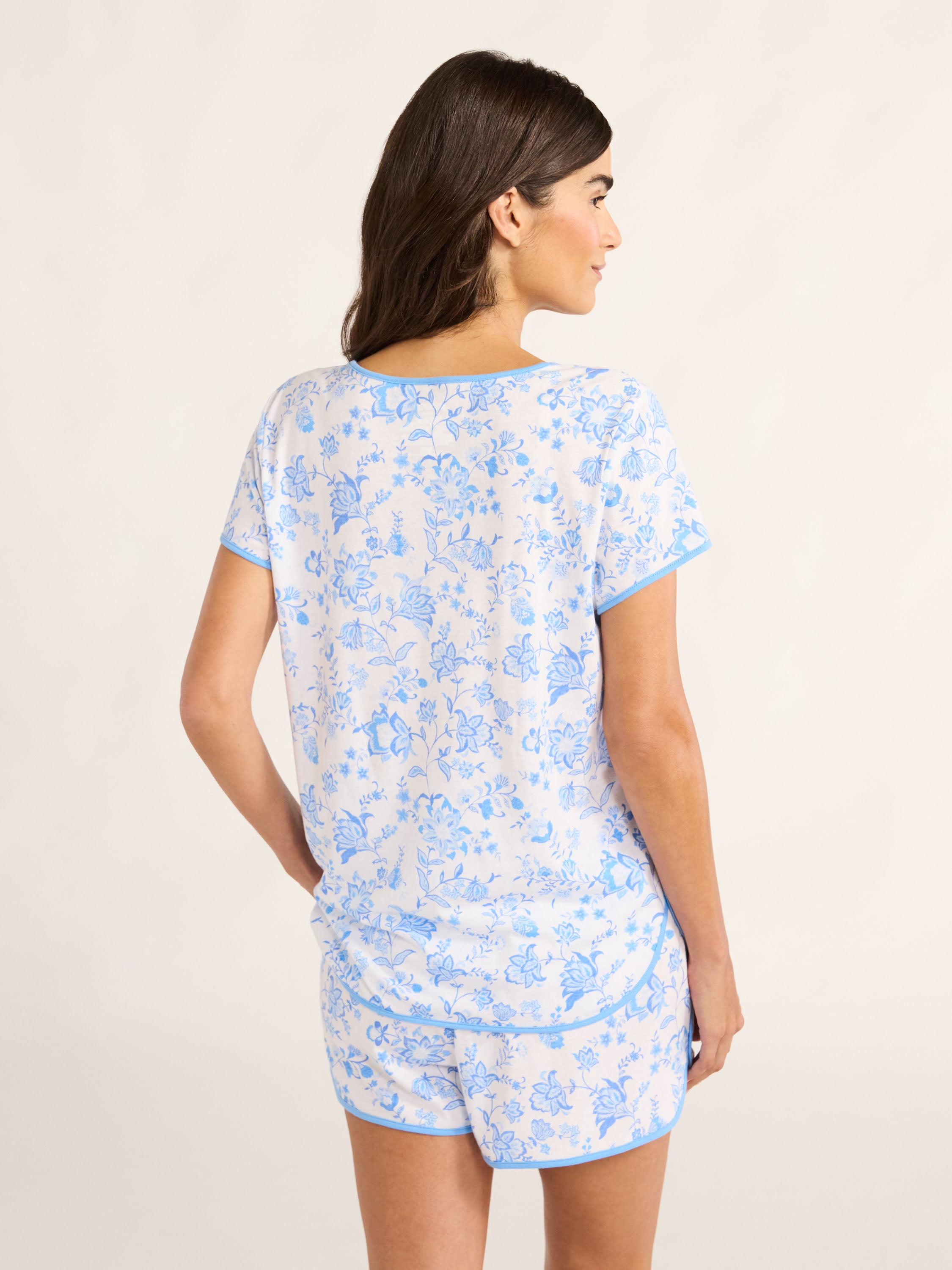 Joyspun Women's and Women’s Plus Lightweight Sleep Tee and Shorts Set, 2-Piece, Sizes XS to 3X