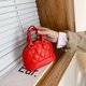 thumbnail image 5 of Bolso de mano con diseño de concha para niños, moderno bolso de mano con cuadros de diamantes para niñas, bolso cruzado con cadena de princesa simple, 5 of 6