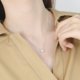 thumbnail image 2 of Collar de margaritas de una pieza, collares para mujer con colgante de cristal, joyas, regalos para esposa, mamá, esposa, novia, cumpleaños, día de la madre, Navidad, día de San Valentín., 2 of 5