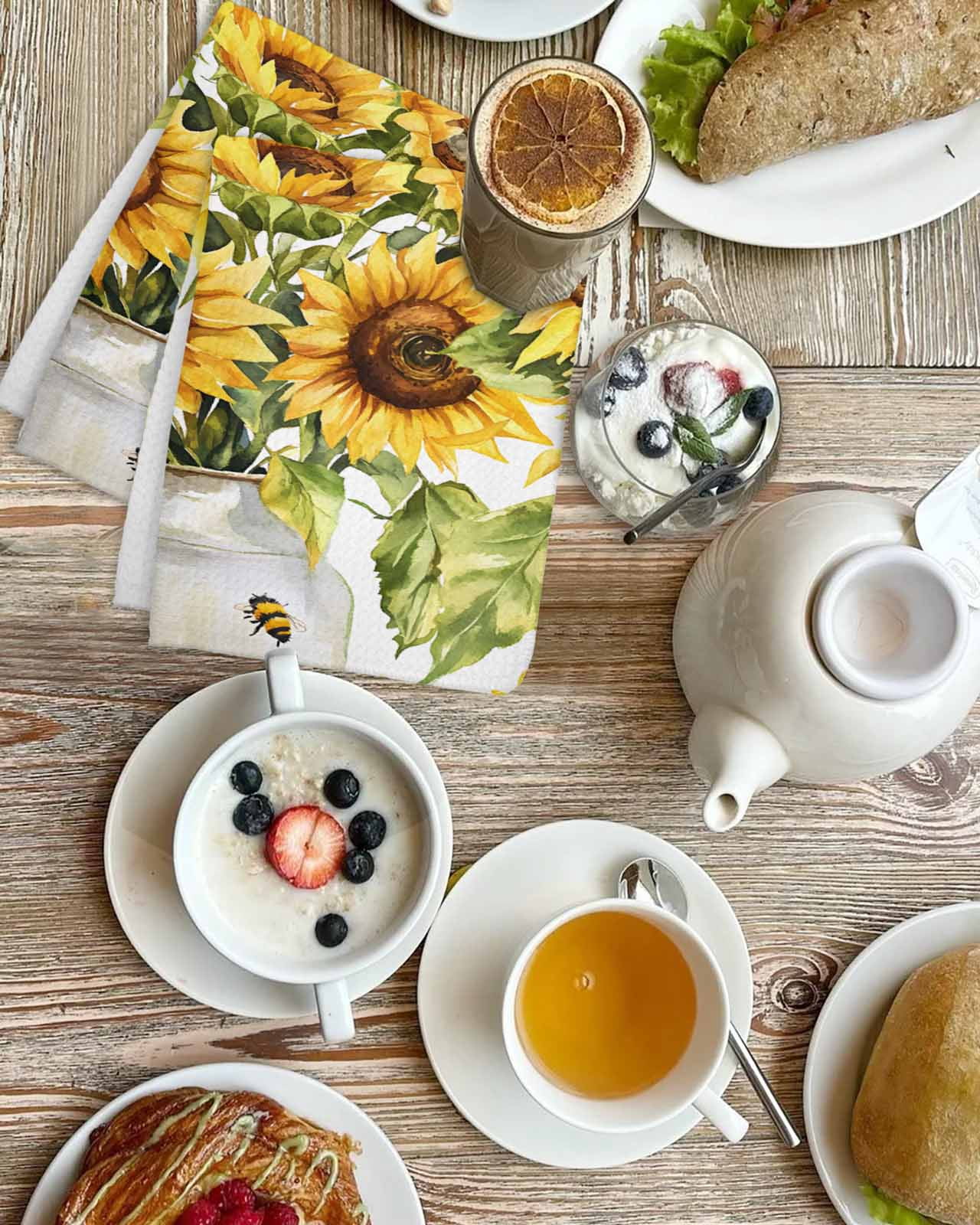 Sunflower Bee Hand Towels Set, Waffle Weave Kitchen Towels 3 Pieces, Watercolor Yellow White Summer Spring Microfiber Hair Face Bath Tea Towel Absorbent Quick Drying Cleaning Dish Cloths, 15.7"x23.6"