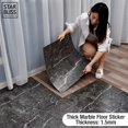 thumbnail image 2 of Pegatina de suelo de azulejo de mármol grueso simulado, PVC, impermeable, autoadhesivo, sala de estar, inodoro, cocina, decoración del hogar, pegatina de pared, 2 of 4