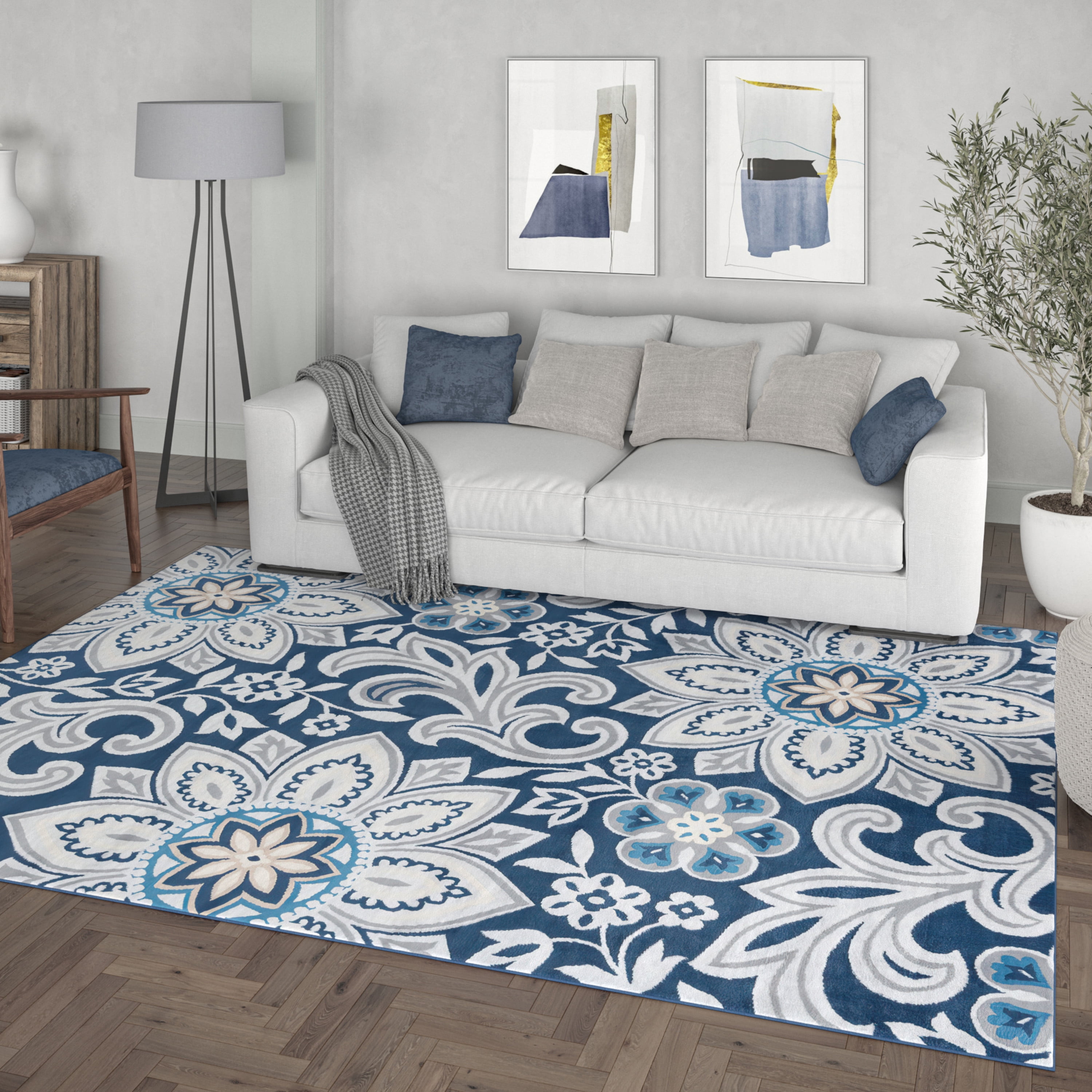 Madison Transitional 5' x 7' Navy and Cream Polypropylene Indoor Area Rug
