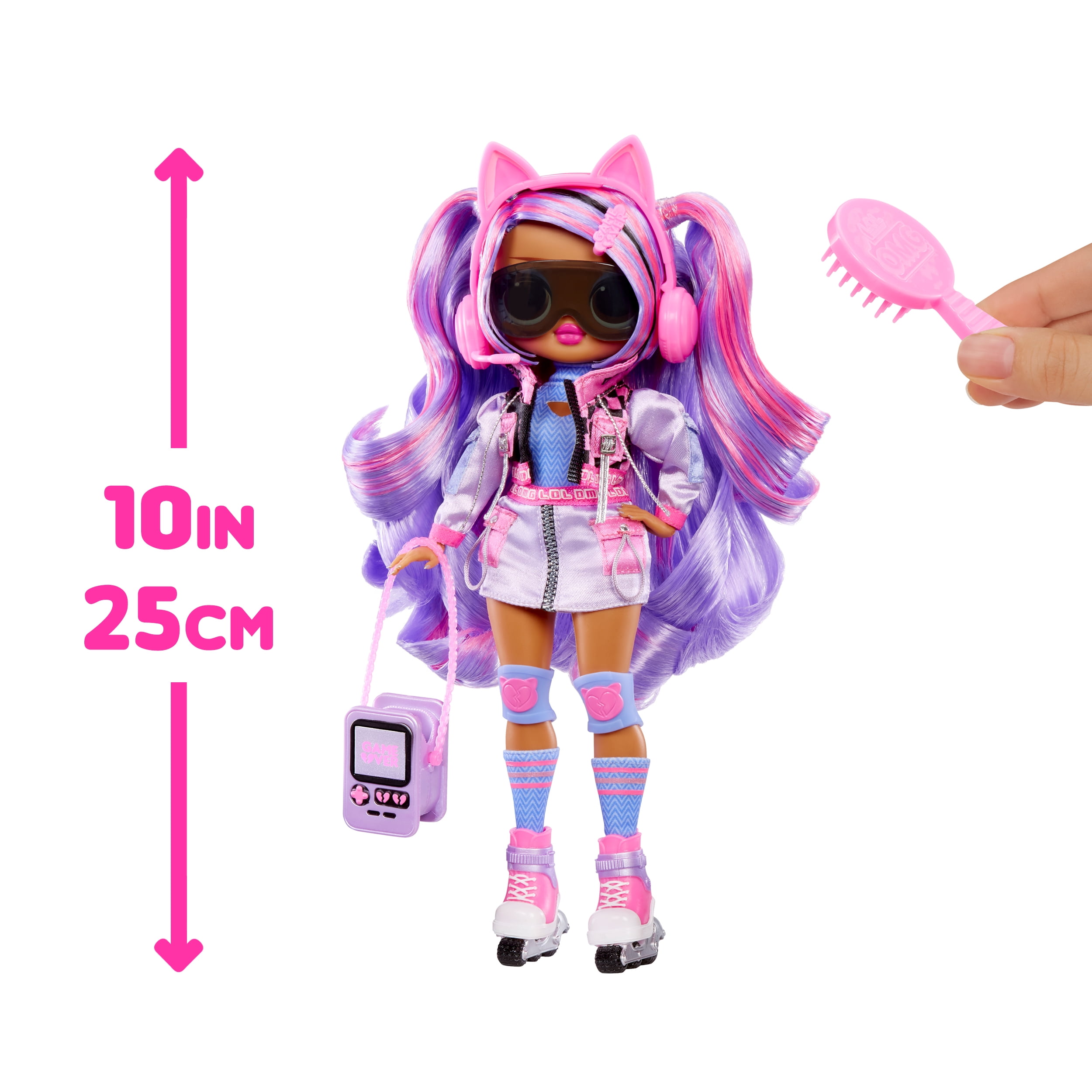LOL Surprise OMG Ace Fashion Doll with 15 Surprises Including Gaming Themed Fashions and Accessories(图4)