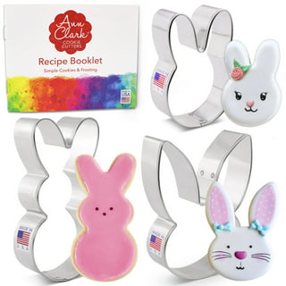 Mini 3D Easter Cookie Cutters Set, Easter Fondant Biscuit  Pastry Cookie Cutter Stamp, Spring Spring-Loaded Handle Cutter Shape with  Easter Eggs, Bunny, Chick, Butterfly (4 PCS): Home & Kitchen