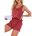 thumbnail image 4 of Conjunto de pijama de 2 piezas de tank top de satén y shorts con frente plisado para mujer INSPIRE CHIC, tamaño XS, color rojo, 4 of 5