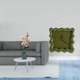 thumbnail image 2 of Colección De Figuras De Payasos Y Relojes De Pared Cuadrados, Ideales Como Centro De Mesa Para El Comedor O Decoración Para La Cocina Rústica., 2 of 8