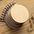 thumbnail image 2 of Adornos navideños colgantes de madera de múltiples formas surtidos para decoración DIY Bola redonda 5pcs, 2 of 9