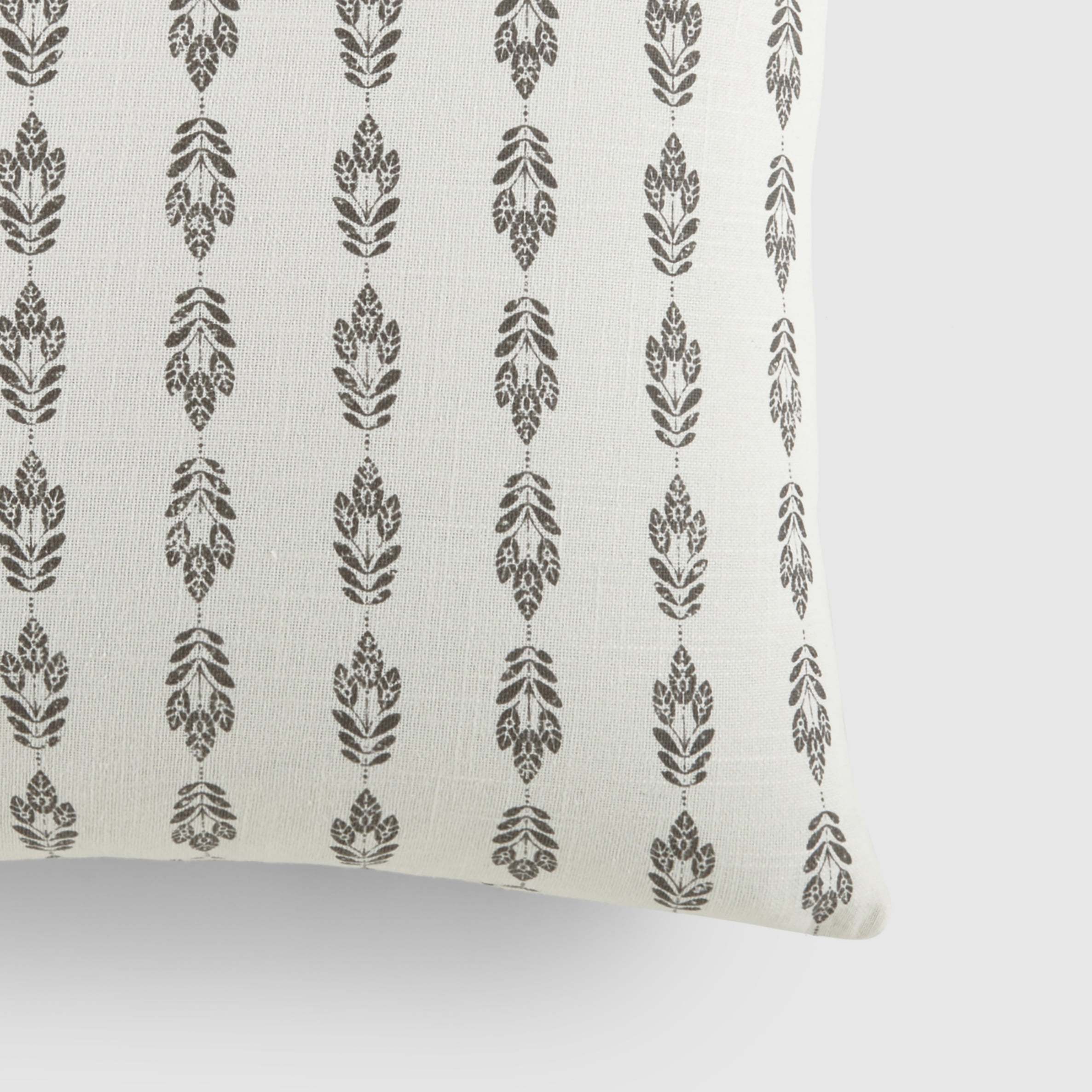 Noble Linens Elegant Cotton Decor Throw Pillow in Folk Leaves Pattern