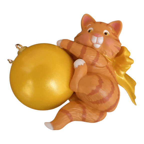 2019 Mischievous Kitten Surprise (Mischievous Kittens) Hallmark Keepsake Christmas Tree Ornaments QGO2339