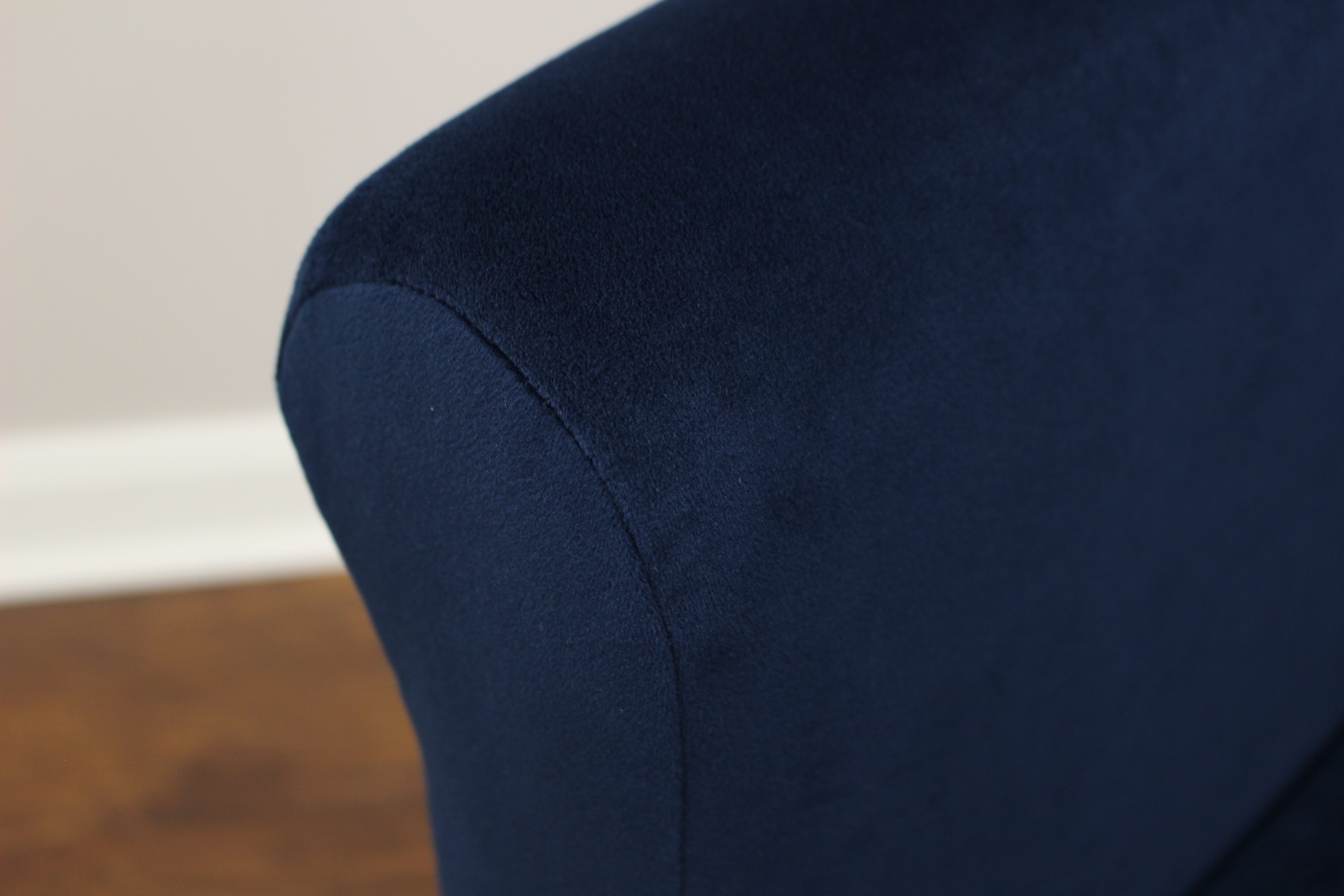 Mainstays Microfiber Bucket Accent Chair, Navy Blue