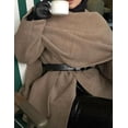 thumbnail image 2 of Bufanda y chaqueta Peacoat Kissonic para mujer, de gran tamaño, color caqui claro, 2 of 6