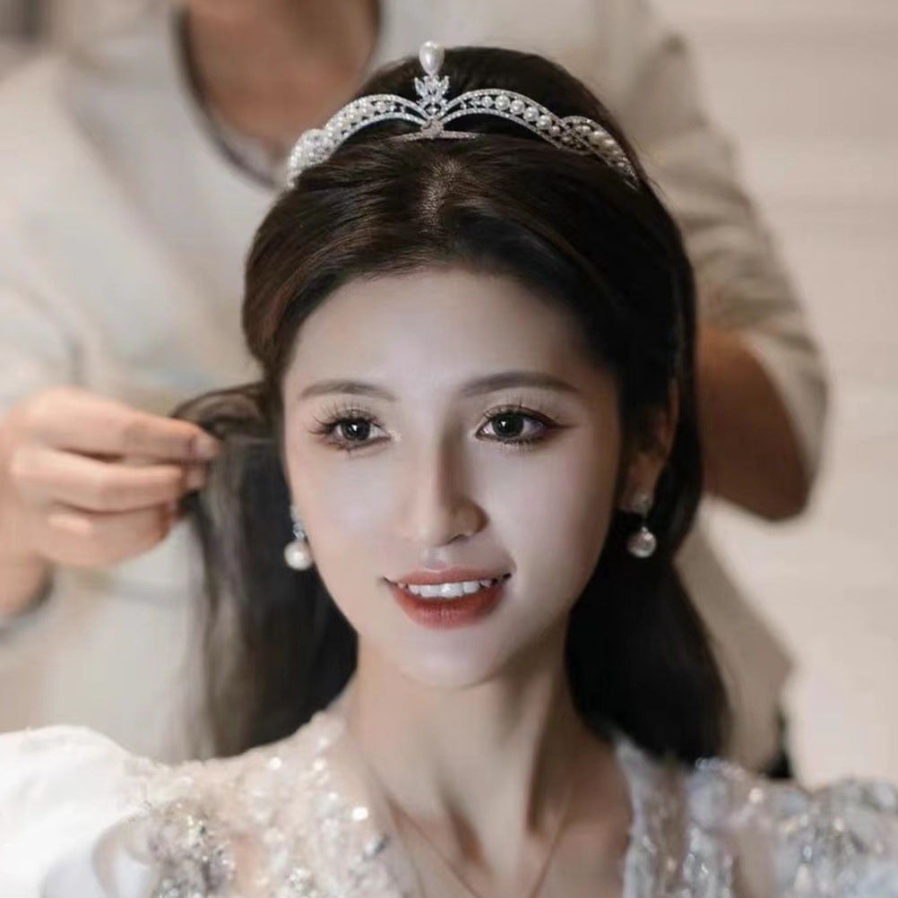 USHOBE cate Golden Rhinestone Crown Headpiece Bridal Hair Accessory for Special Occasions