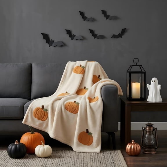 Cozy Autumn Pumpkin Flannel Throw Blanket, Soft Plush 27.6" x 39.4" Lap Blanket & Fall Home Decor for Couch, Chair, Halloween & Thanksgiving Gift