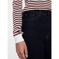 thumbnail image 5 of Time and Tru Women's High Rise Relaxed Straight Leg Jeans, 30" Inseam, Sizes 0-22, 5 of 6