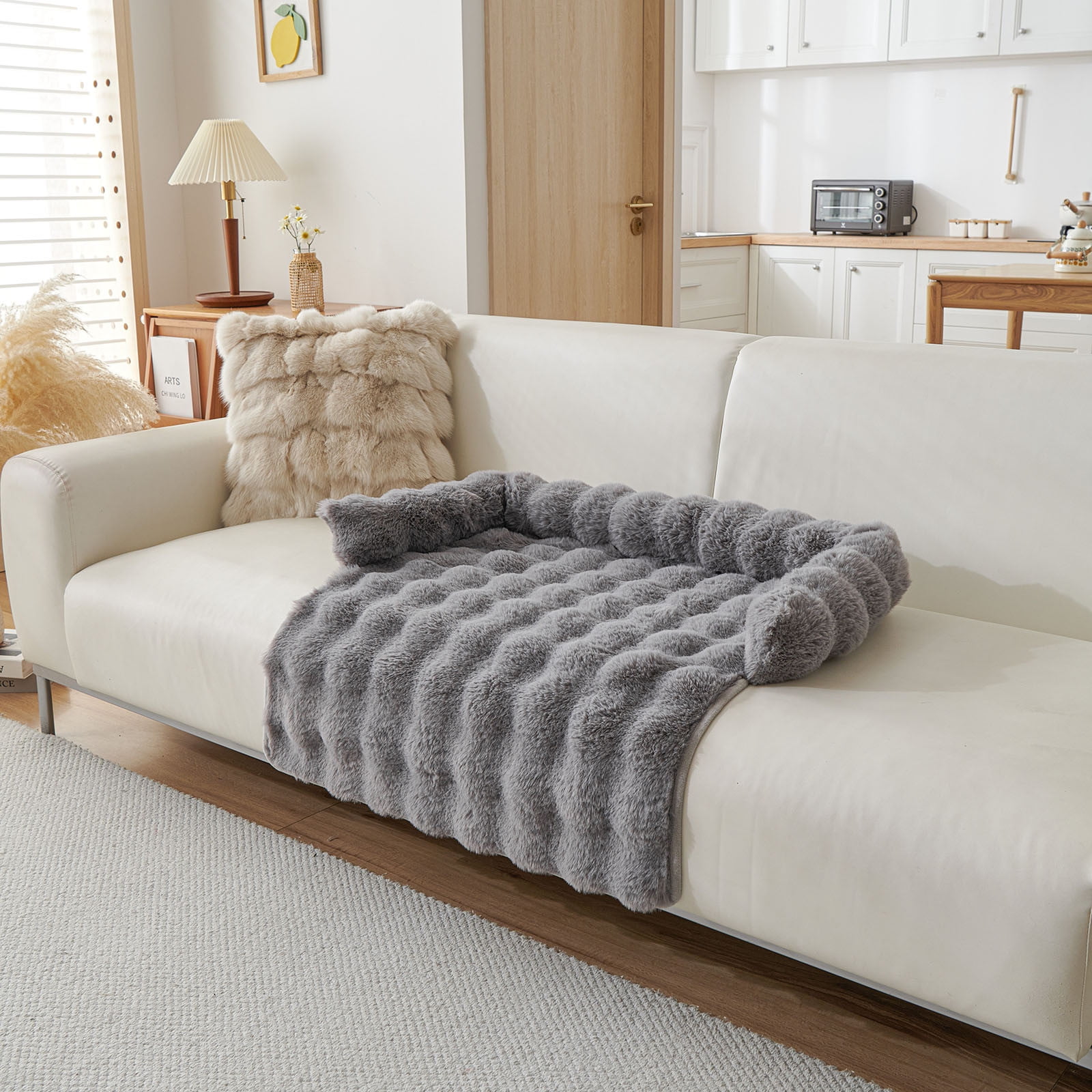 Calming Pet Bed Mat for Couches - Ultra-Soft Fluffy Dog & Cat Sofa Protector, Anti- Furniture Cover with Washable Removable Layer â Fits Small to Large Pets