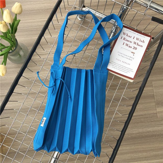 Bolso de hombro de punto con pliegues de lana para mujer, bolso de mano de diseñador elegante con costuras en contraste, bolso de Compras de moda coreana xuanjing unisex
