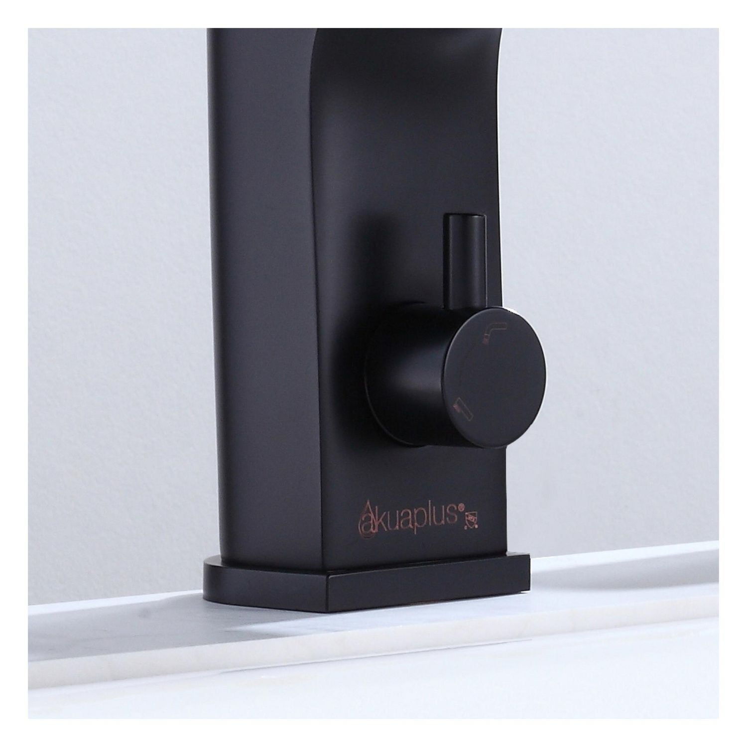 Robinet de baignoire Romaine ELENA avec douche à main d'akuaplus® en laiton solide, 3 pièces.