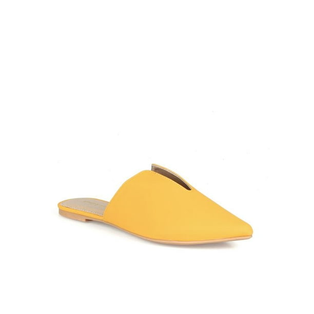 pointed toe mule flat
