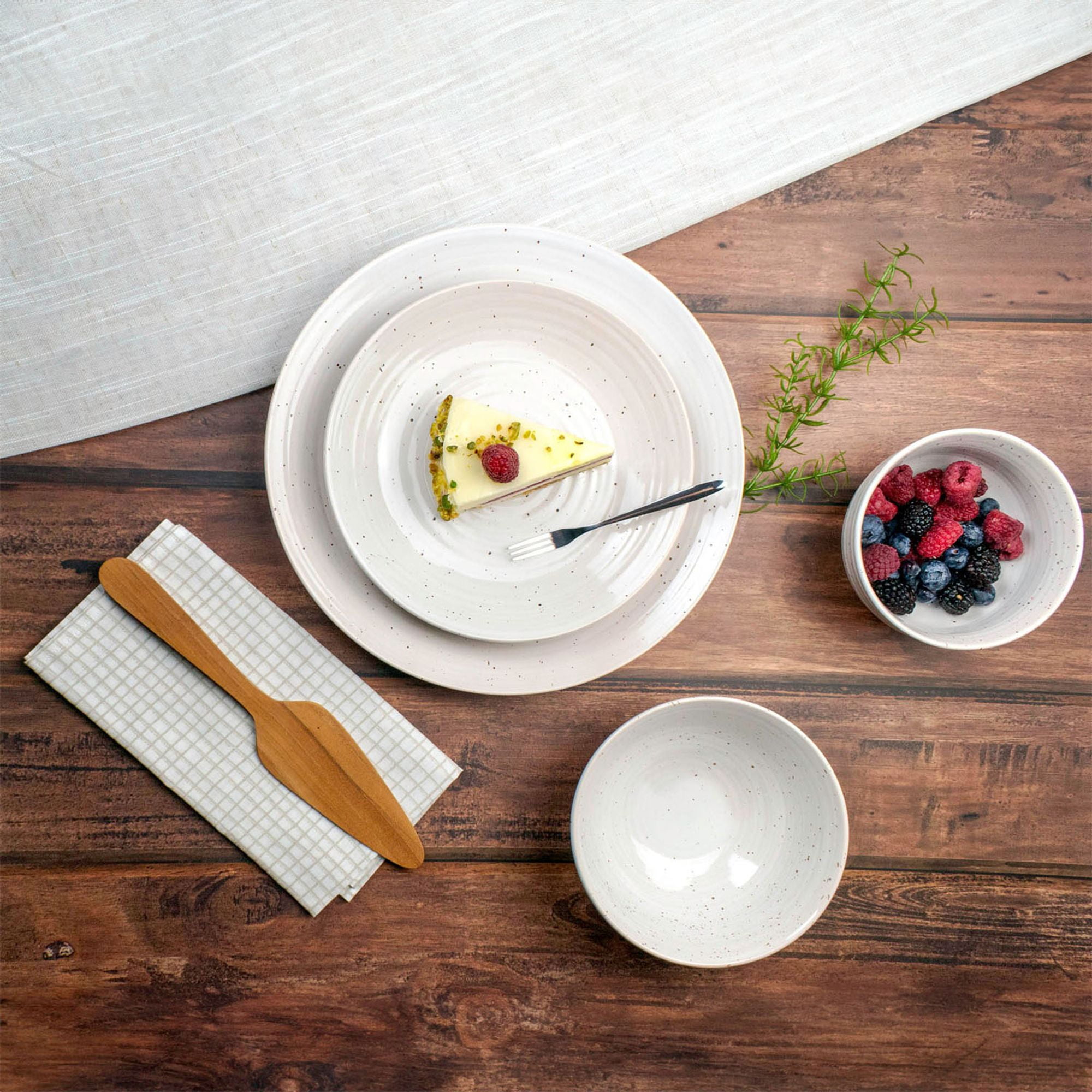 Artist Blend Sango Siterra 16 Piece Dinnerware Set Sango Siterra